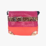 Maroquinerie artisanale colorée, sac à main en cuir original, petit sac bandoulière, maela créations créatrice de maroquinerie artisanale à Audierne, 29.