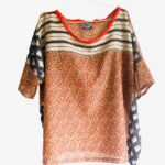 Tunique large, oversize, T-shirt large orange, beige et noir. tunique large esprit kimono, vêtement de créateur. mode artisanale Pièces unique et artisanale, maela créations, Audierne, Finistère, Bretagne.