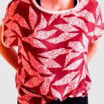 T-shirt pour femme. Fabrication artisanal en tissus haute couture upcyclé. Haut femme original. Classique incontournable. top coloré femme "Nina"
