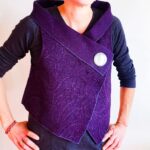 Gilet court sans manches, fabrication artisanale à Audierne. Gilet sans manches élégant et original en laine, création fait main.