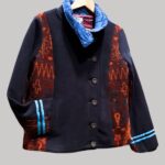 veste colorée en laine, modèle Adèle Bleu Marine et Rouille. Fabrication artisanale à Audierne, Finistère Bretagne.