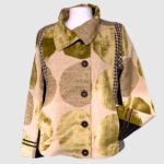 veste verte, veste originale et colorée veste en laine et polmyester, veste courte, veste chaude, coupe vent laine. Fabrication artisanale à Audierne, Finistère Bretagne .fabriqué en france