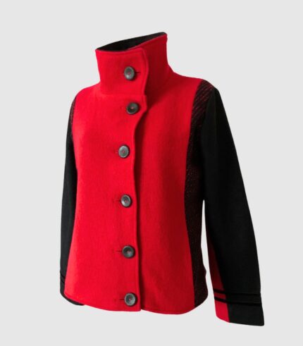 veste en laine, modèle Adèle, rouge et noire. Fabrication artisanale à Audierne, Finistère Bretagne.