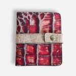 Porte-cartes en cuir effet croco rouge, beige et gris, porte- carte original, porte-carte compact, porte carte artisanal, maroquinerie fait main à Audierne (29)