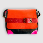 Sac en cuir artisanal, sac cuir, sac moyen cuir noir, orange et rouge, sac en cuir coloré et original, pièce unique cuir créatrice de maroquinerie fait main à Audierne (29)