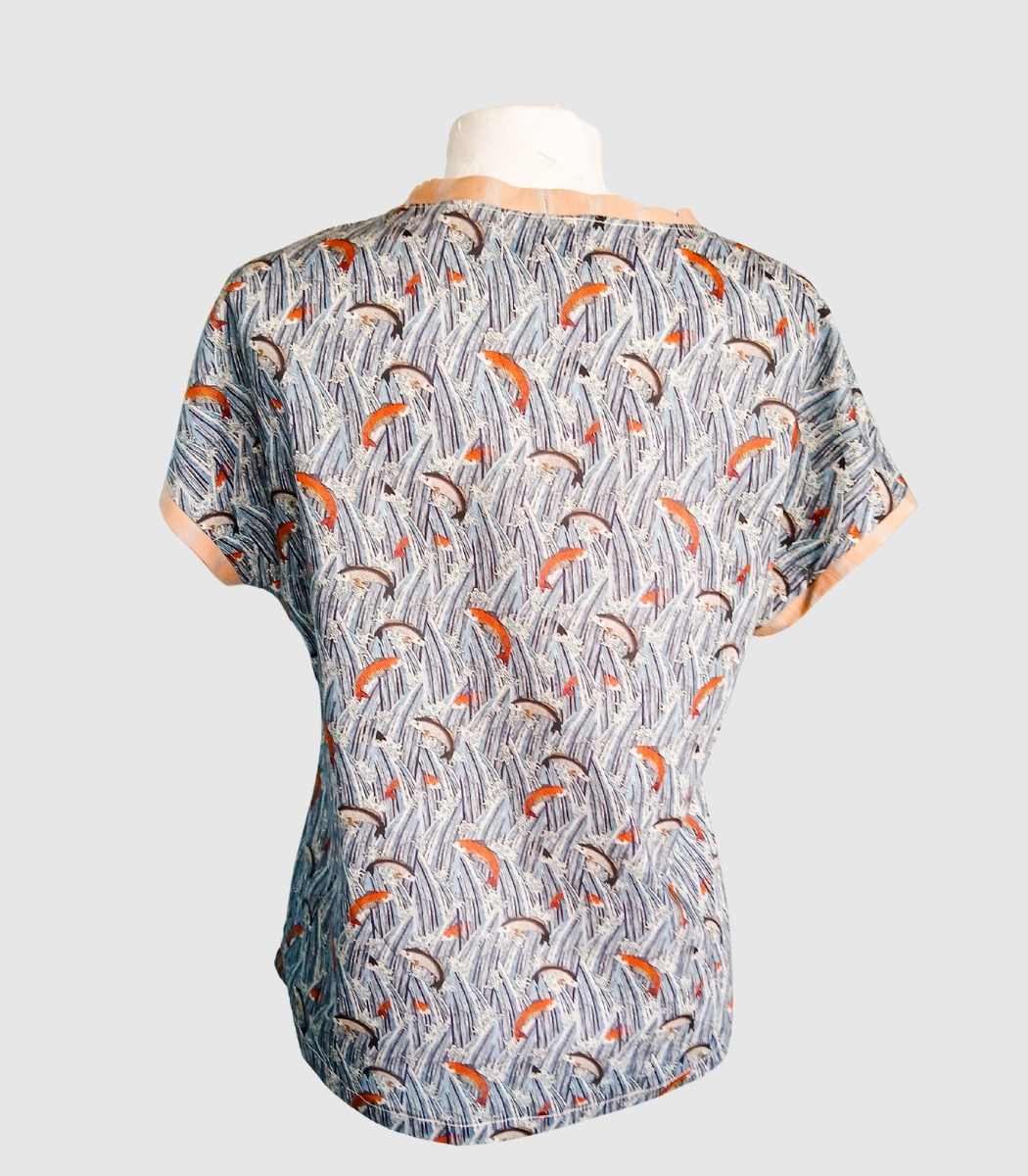 T-shirt artisanal pour femme "Nina", haut coupe classique et élégante fabriqué en France à Audierne (29)