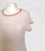 T-shirt artisanal pour femme "Nina", haut coupe classique et élégante fabriqué en France à Audierne (29)