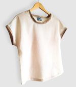 T-shirt artisanal pour femme "Nina", haut coupe classique et élégante fabriqué en France à Audierne (29)