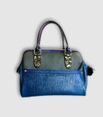 Grand sac en cuir artisanal, sac week end en cuir, maroquinerie artisanale colorée fabriquée en France, audierne,. Maela creations maroquinerie et sac en cuir finistere, bretagne. Sac grand format fait main