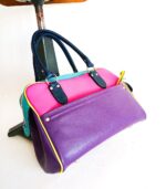 Grand sac en cuir multicolor : violet, rose, turqoiseet jaune. Sac artisanal en cuir. Maroquinerie colorée et originale, artisanat d'art, pièce unique fabriquée main à Audierne en Bretagne.